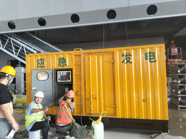 黔西南怎样判断空气滤清器是否需要更换？