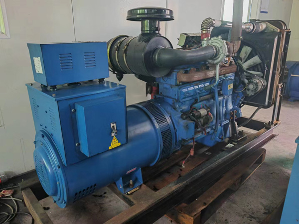 黔西南100kW柴油发电机组使用多级机油有哪些优缺点？